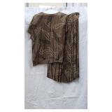 1 Jones NY 2 piece Olive Leaf pattern suit size