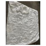 Vera Wang Comforter & (2)  Pillow Shams (Queen)