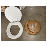 (2) Toilet Seats (Round)