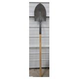 TruBuilt Digging Shovel