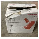 (1) Box of 100 Pair Max Earplugs