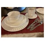 (8) Piece White Elements Dinner Set
