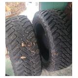 (2) Arturo 33z12.50R20LT Tires