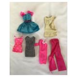 6 Barbie  Outfits