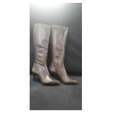 Nike Air Tall Leather Heeled Boots Sz 8 Med