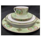 Neiman  Marcus Topiary Japan (5) Piece Dinner Set