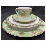 Neiman  Marcus Topiary Japan (5) Piece Dinner Set