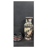 15" Oriental Vase & 3 Wooden Bases