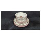 16 Piece Bells & Holly Christmas Dishes