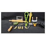 Assorted Kitchen Utensils