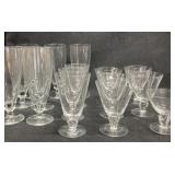 (16) Assorted Size Glass Globets