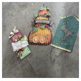 Outdoor Holiday Decor