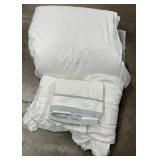 Mitchell Gold + Bon Williams Fitted Sheet, Shams