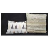 (2) Throw Pillows