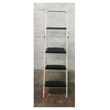 Tricam Step Ladder (58in)