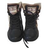 NWT COOGI Sneaker Boot Sz7.5 Med