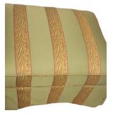 Ottoman 24"×20"×13"