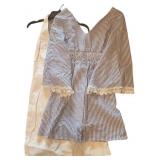 Jones NY White Halter Dress Size 6 and Empire