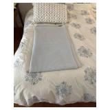 Twin Size Duvet, (2) Pillows w/pillowcases and