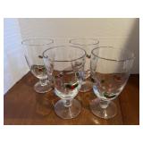 Christmas Tea Glasses (4)
