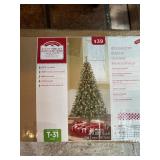 Pre-lit Madison Pine Christmas Tree Clear Lights