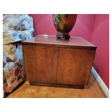 28x28x21in Mid-Century Side Cabinet