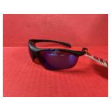 New, Foster Grant Black Frame Scrimmage Sunglasses