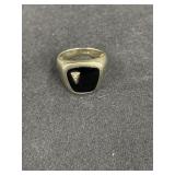Mens Ring, No Visible Markings