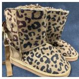 (1) Pair of SOS Children Cheetah Winter Boots