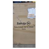 NIB Safety 1st Easy Install Tall & Wide Gate