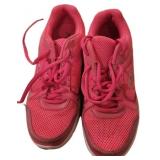 Size 7.5 Fila Sneakers