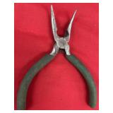 Bent Nose Pliers 5 in