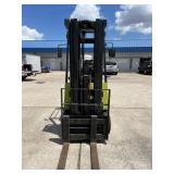 FORKLIFT Clark Pros 2500lb