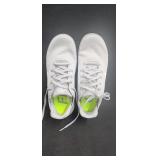NWOT Nike Free Sz 9