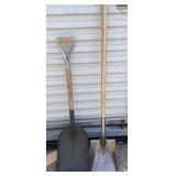 (2) Lightweight Shovels