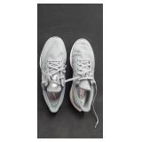 NIB Nike Wmns Zoom Winflo Sz 10.5