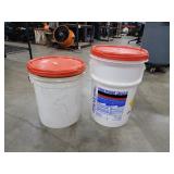 5gal and 6gal Buckets with Lids