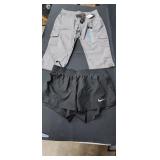 (1) Pr NWT Lee Capris Sz Med Petite + Shorts