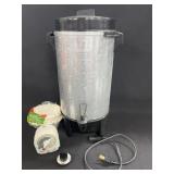 Westbend 12 - 42 Cup Party Perk