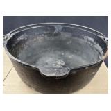 Large Dutch Oven + Handle