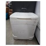 Igloo Ice Cube Cooler