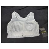 NWT Womens Nike Flynit Bra