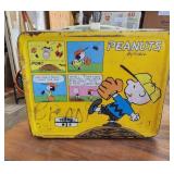Metal Peanuts Lunchbox