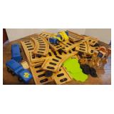 Big Tin w/Wooden Road Pieces, Cars, & Signs