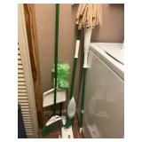 Mop / Broom / Duster / Libman Mop