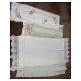 (4) Table Runners