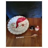 Santa Serving Bowl w/ Spoon & Salt&Pepper Shakers