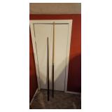 2 Pool Cues