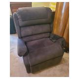 Remote Lifting/Reclining Chair