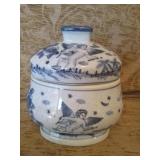 Oriental Jar W / Lid 9 in